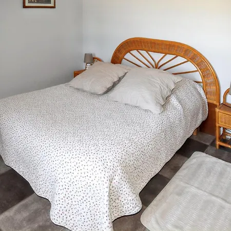 Maison Charmante A Avec Piscine Et Jacuzzi *